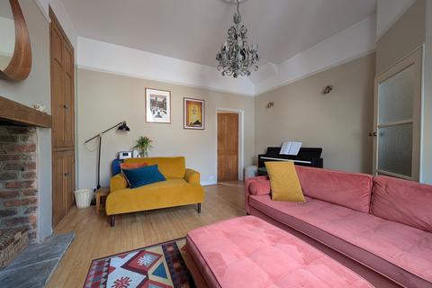 3 bedroom terraced house for sale, Constance Street, Saltaire, BD18