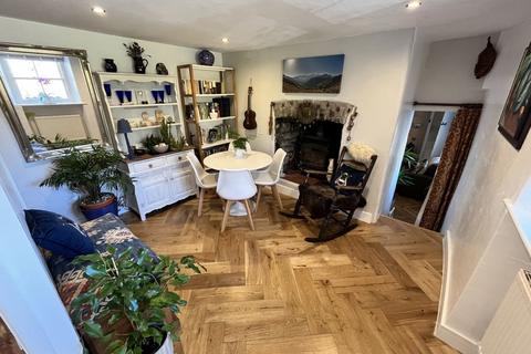 3 bedroom cottage for sale, Station Road, Clydach, Abergavenny, NP7