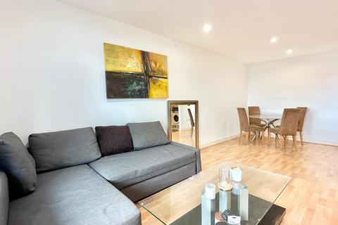 3 bedroom apartment for sale, Westgate Apartments, Western Gateway, London E16
