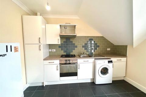 1 bedroom apartment to rent, Verdant Lane, London SE6