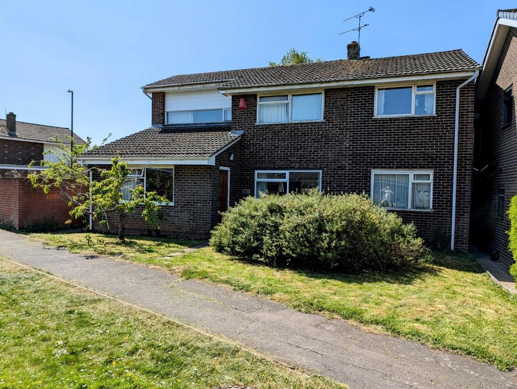 163 Kingfisher Road 6.jpg