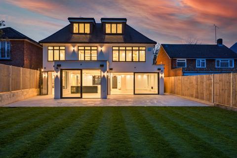 undefined, Oakhill Avenue, Pinner Village HA5