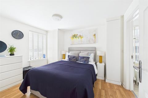 8 Chrysanthemum Drive, Shinfield, Reading, RG2 9DZ
