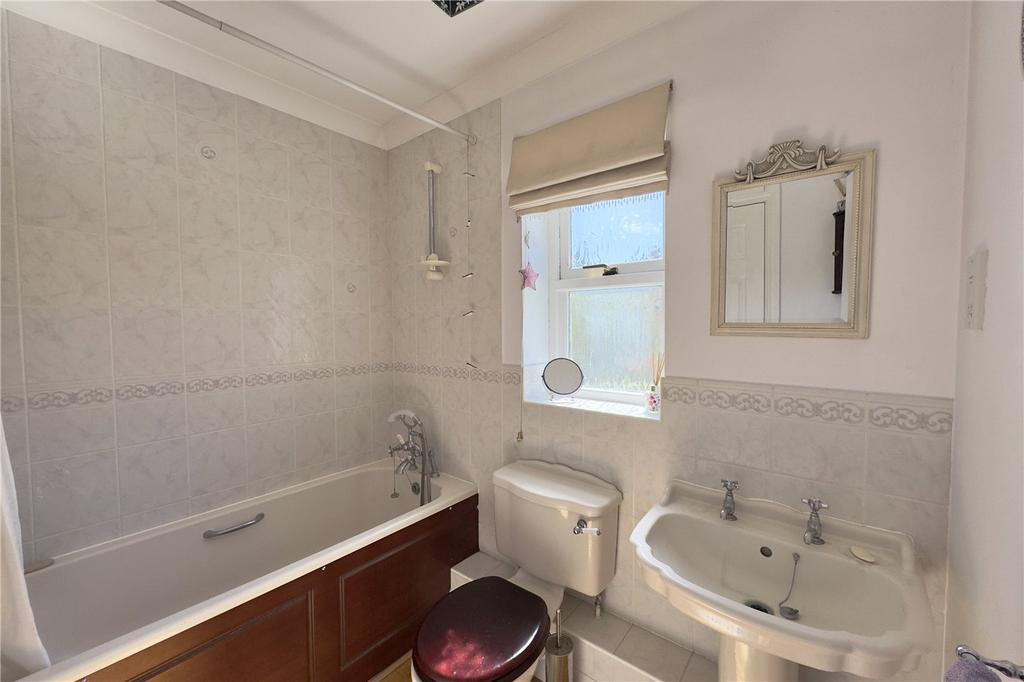 Fam Bathroom