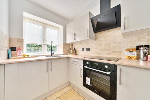 3 Fiddlers Close, Greenhithe, DA9 9QT