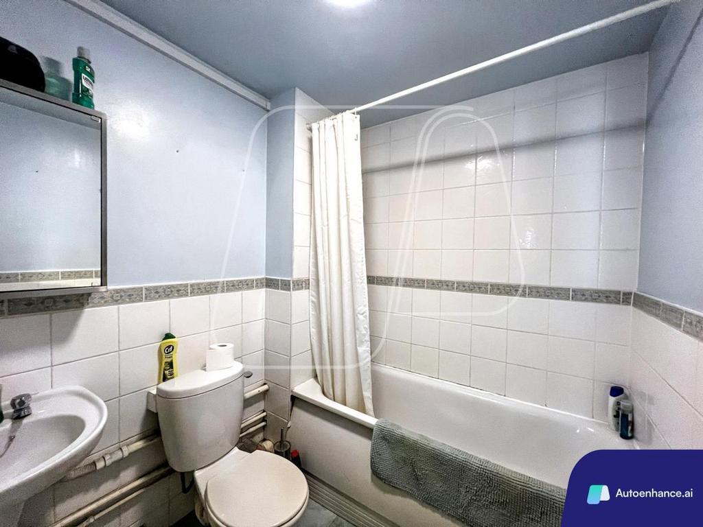 24herronctbathroom.jpeg