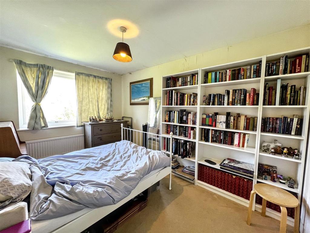 24herronctbedroom.jpeg