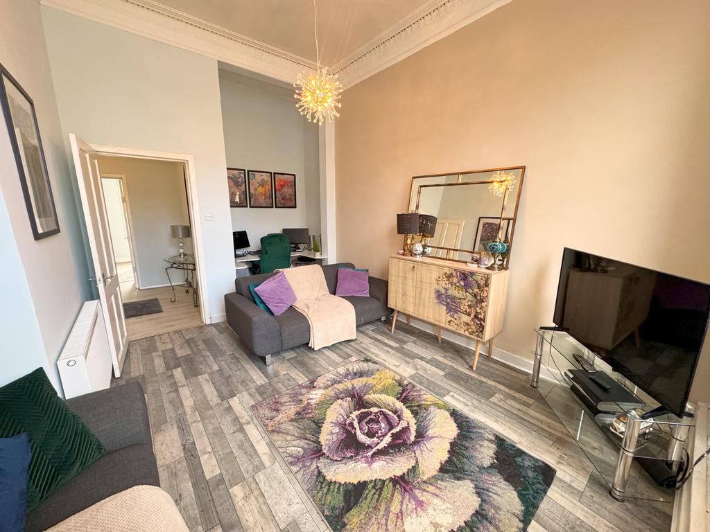 Lounge 3
