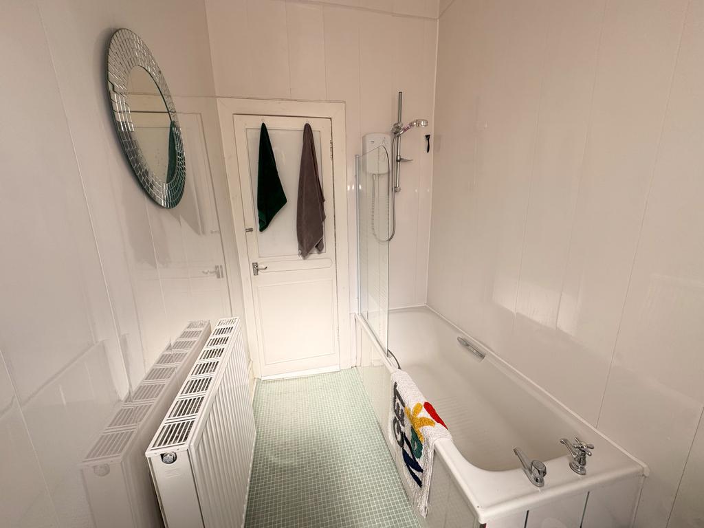 Bathroom 2