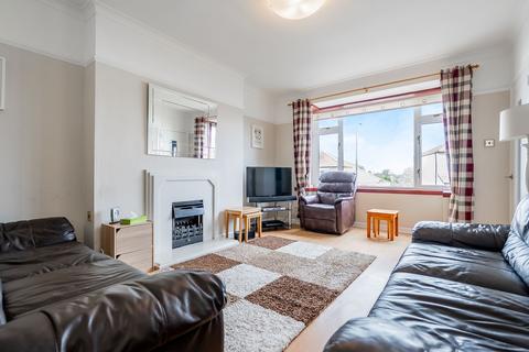 24 Randolph Drive, Clarkston, Glasgow, G76 8AW