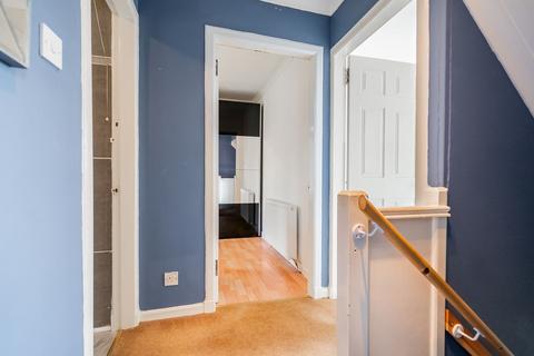 24 Randolph Drive, Clarkston, Glasgow, G76 8AW