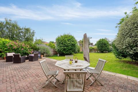 5 bedroom detached house to rent, Coombe Lane West, Kingston upon Thames, KT2