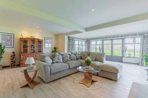 5 bedroom detached house for sale, Beaumaris LL58