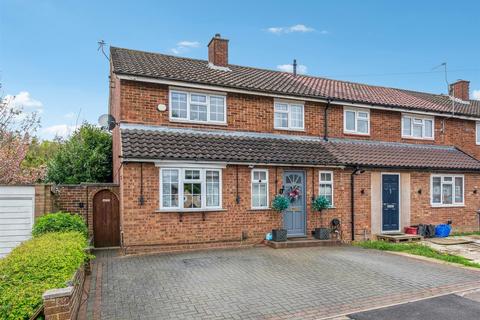 16 Baddeley Close, Stevenage, SG2 9SL