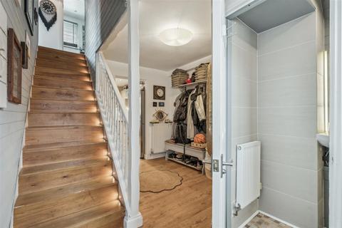 16 Baddeley Close, Stevenage, SG2 9SL