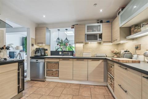 16 Baddeley Close, Stevenage, SG2 9SL