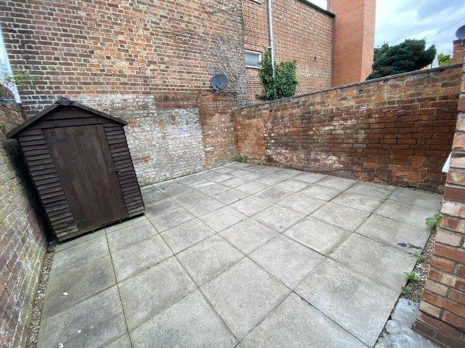 Leicester-terrace-nn2-6aj-970593
