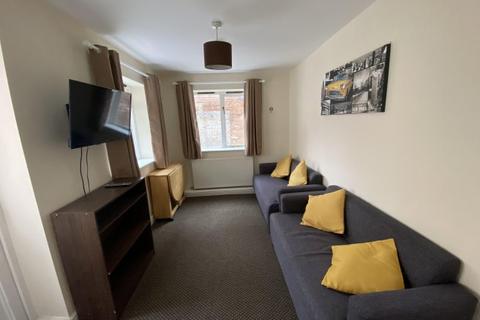 6 bedroom house share to rent, Leicester Terrace