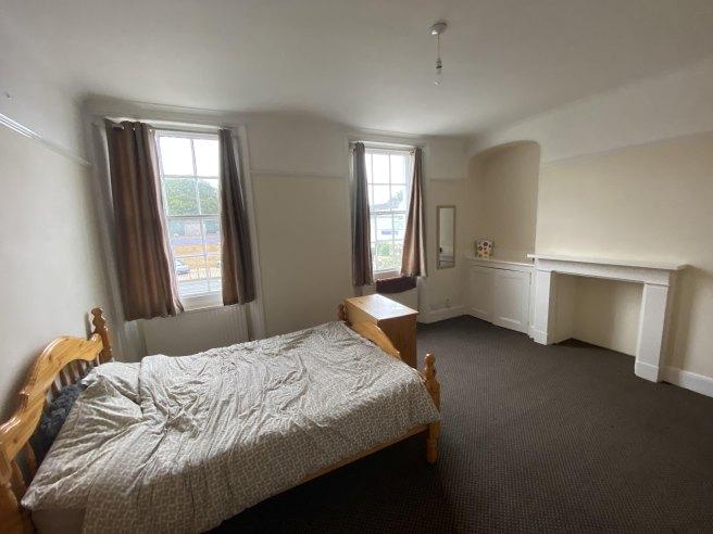 Leicester-terrace-nn2-6aj-970600