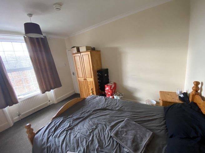 Leicester-terrace-nn2-6aj-970603