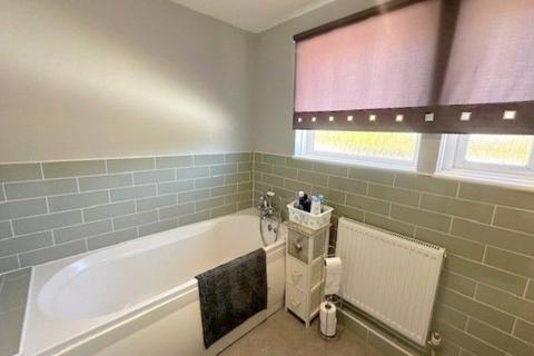 1 Burch Close, Exmouth, EX8 4BR