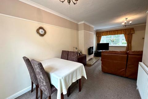25 Brook Close, Coven, Wolverhampton, WV9 5DS