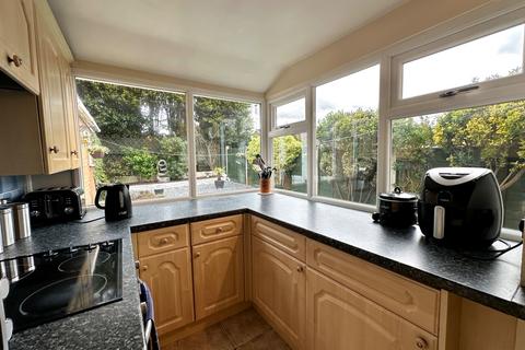 25 Brook Close, Coven, Wolverhampton, WV9 5DS