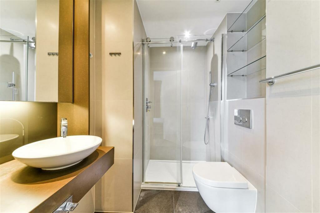 En-suite 2