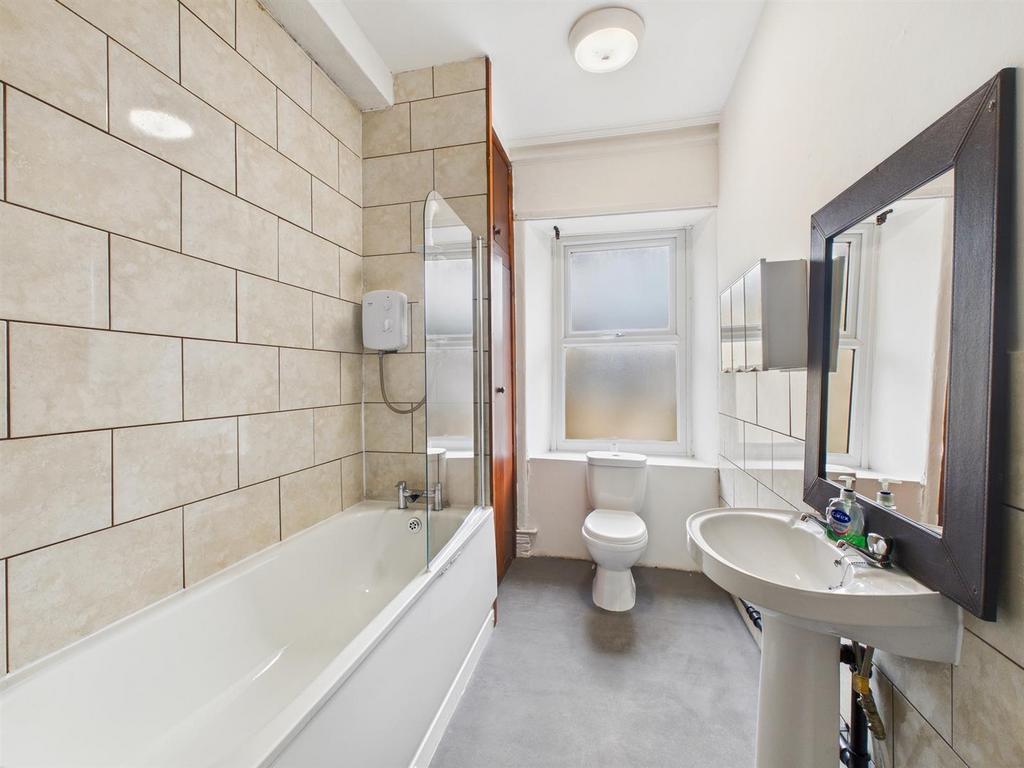 CAM03145 G0-PR0302-STILL004.jpg