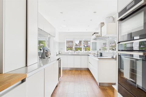41 Oakdene, Cheshunt, Waltham Cross, EN8 9JA