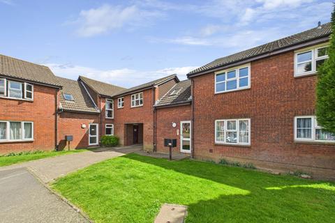 16 Kirkland Close, Sidcup, DA15 8TP