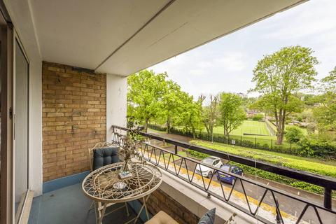 2 bedroom flat for sale, Queensmere Road, Wimbledon Park, London, SW19