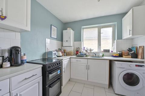 2 bedroom flat for sale, Queensmere Road, Wimbledon Park, London, SW19
