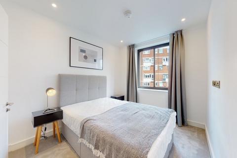 2 bedroom flat to rent, Cremer Street