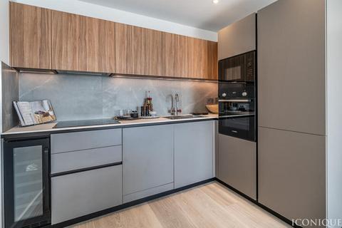 1 bedroom apartment for sale, Plough Road, London, SW11 2