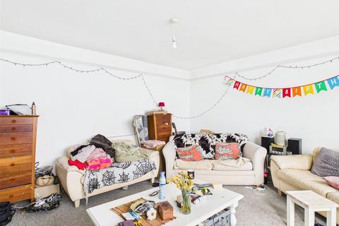 3 bedroom apartment to rent, Flat 3, 122 Kings Road, Brighton, East Sussex, BN1
