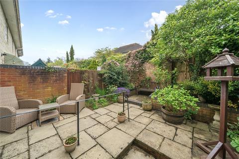 2 bedroom retirement property for sale, Morningside Courtyard, Idsall Drive, Prestbury, Cheltenham, GL52