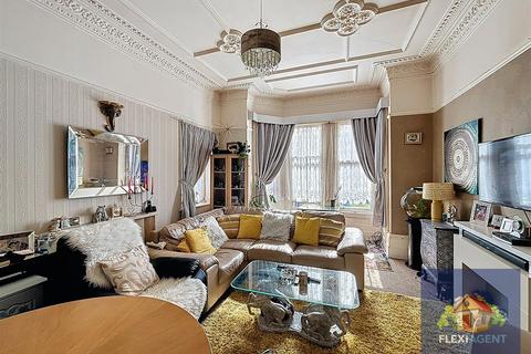 5 bedroom detached house for sale, Knowsley Road, Southport PR9