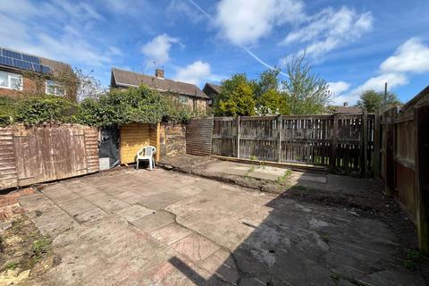 2 bedroom semi-detached house to rent, Bergen Street, Sunderland SR5