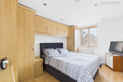 69 Benton Drive, Chester, CH2 2RD