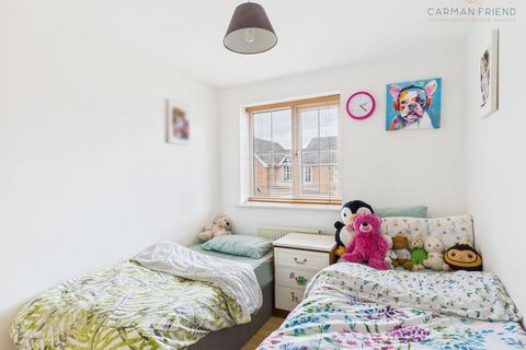 69 Benton Drive, Chester, CH2 2RD