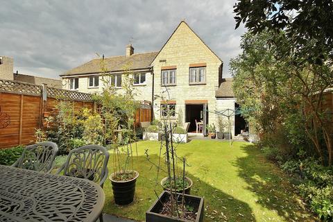 24 Compton Way, Witney, OX28 3AB