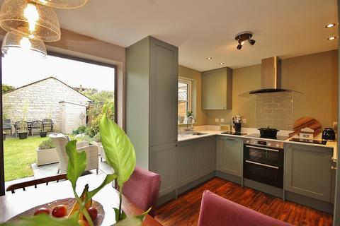 24 Compton Way, Witney, OX28 3AB
