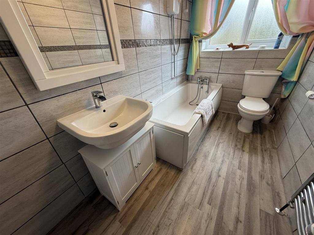 BATHROOM &amp; WC