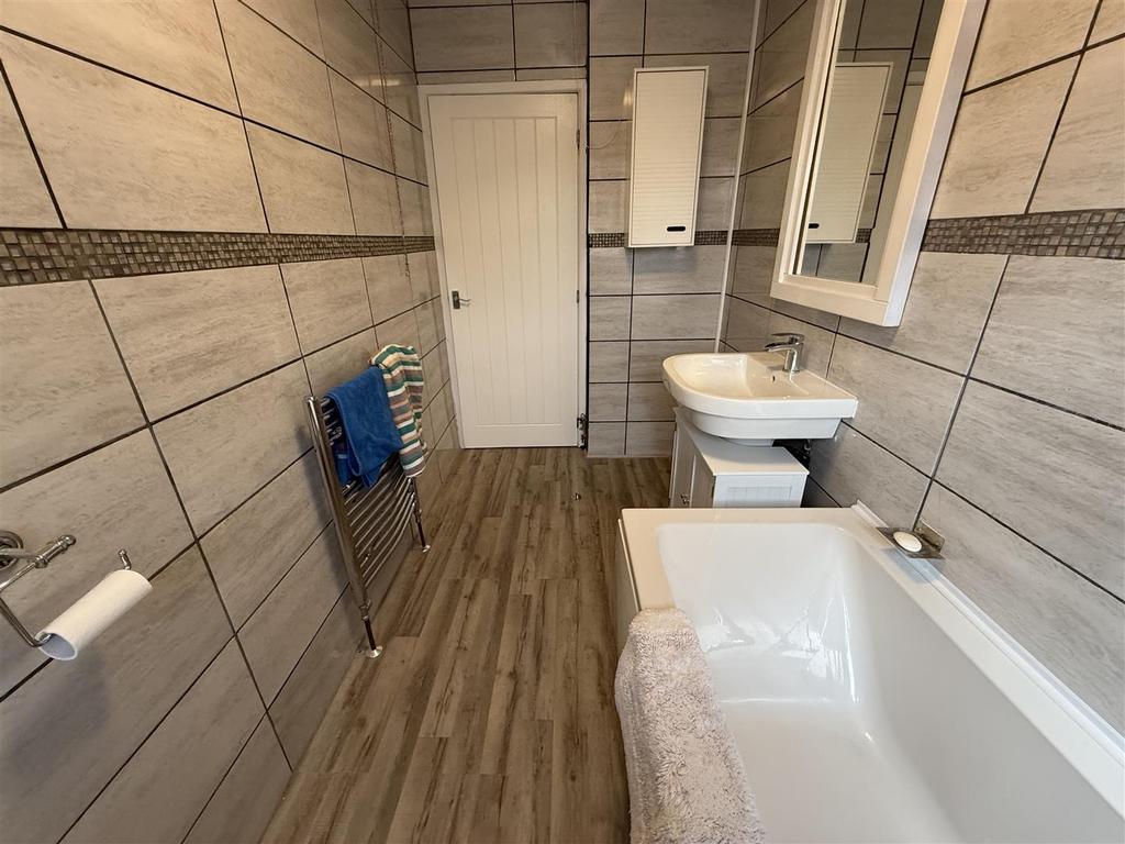 BATHROOM &amp; WC