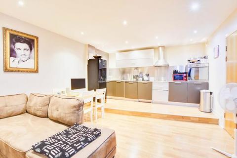 2 bedroom apartment for sale, Metropolitan Apartments, 20 Lee Circle, Leicester, Leicestershire, LE1 3RF