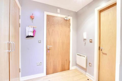 2 bedroom apartment for sale, Metropolitan Apartments, 20 Lee Circle, Leicester, Leicestershire, LE1 3RF