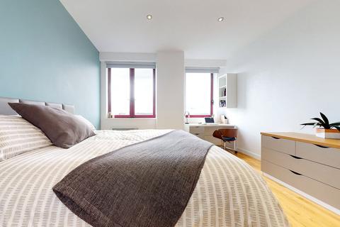 2 bedroom apartment to rent, Apt 1, Q One Residence, Wade Lane LS2