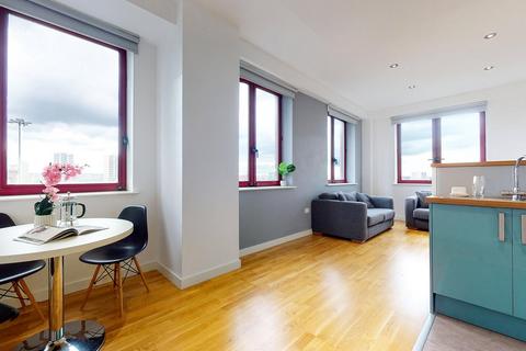 2 bedroom apartment to rent, Apt 1, Q One Residence, Wade Lane LS2