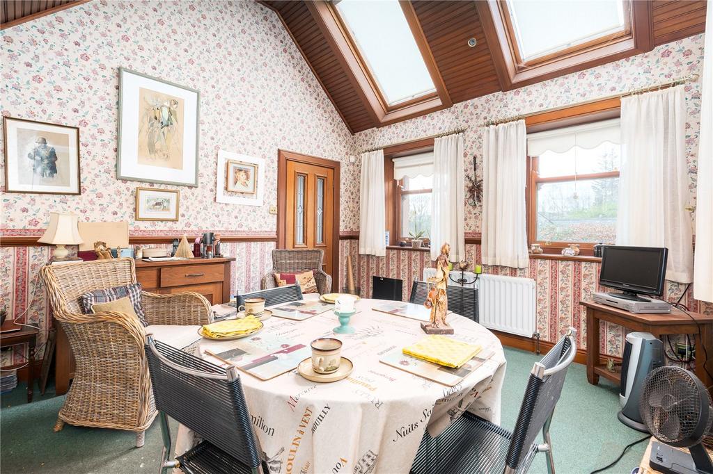 Breakfast Room